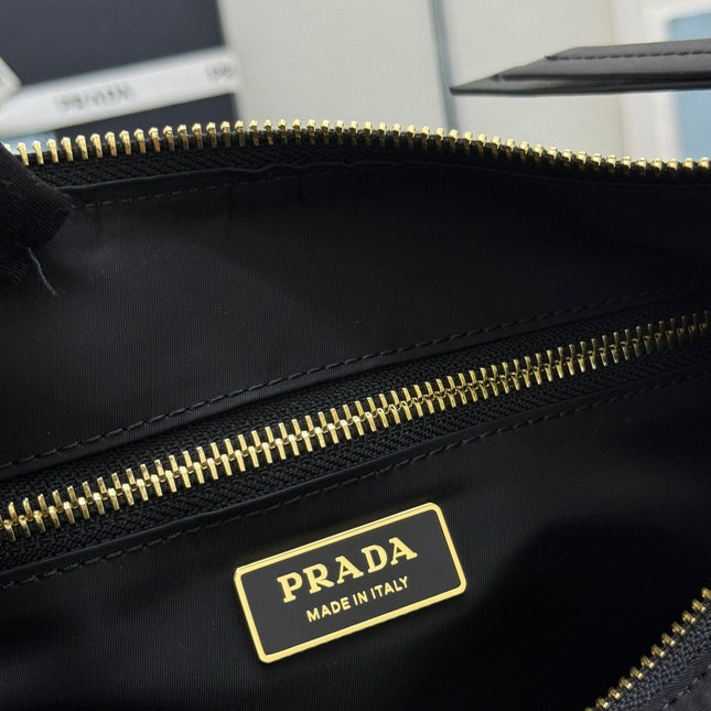 PRADA 25S EXPLORE LARGE RE-NYLON SHOULDER BAG 32 IN BLACK WITH FLAP