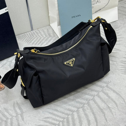 PRADA 25S EXPLORE LARGE RE-NYLON SHOULDER BAG 32 IN BLACK WITH FLAP