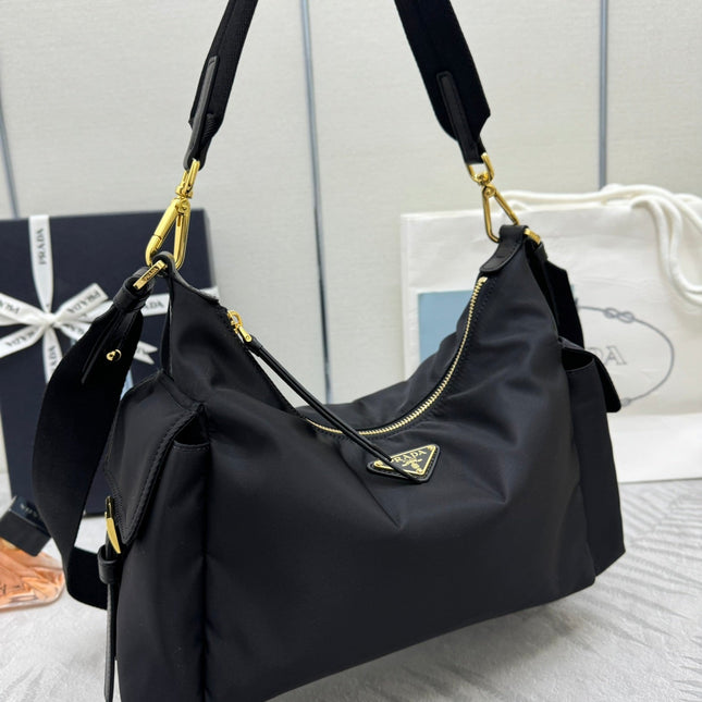 PRADA 25S EXPLORE LARGE RE-NYLON SHOULDER BAG 32 IN BLACK WITH FLAP