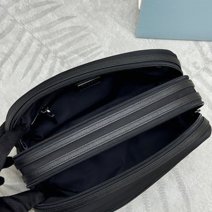 PRADA 25S MEDIUM CLUTCH BAG 26 IN BLACK NYLON SILVER HARDWRE