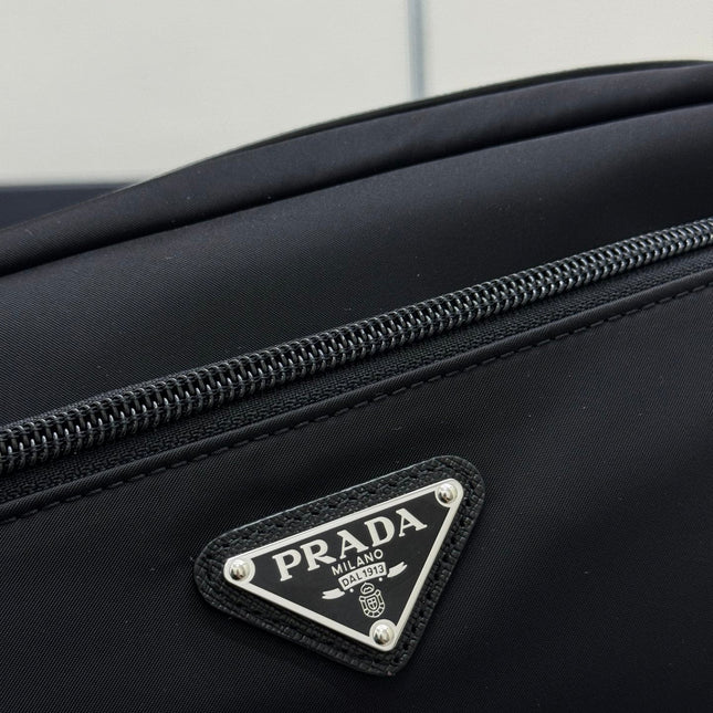 PRADA 25S MEDIUM CLUTCH BAG 26 IN BLACK NYLON SILVER HARDWRE