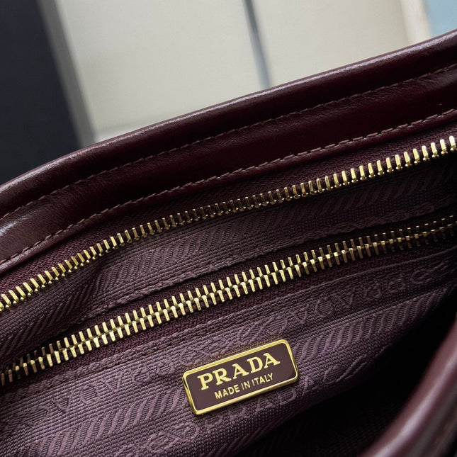 PRADA 25S BONNIE SMALL SHOULDER BAG 26 IN BURGUNDY GLOSSY CALFSKIN GOLD HARDWRE