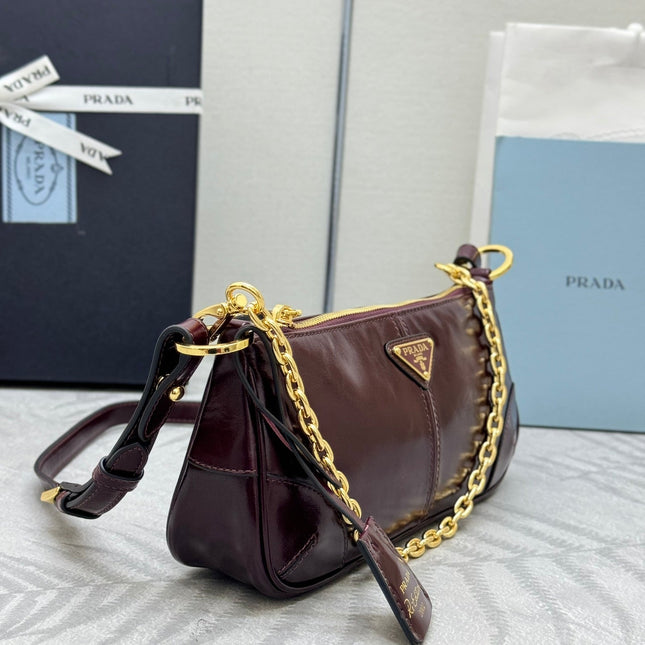 PRADA 25S RE-EDITION 2002 MEDIUM SHOULDER BAG 26 IN BURGUNDY CALFSKIN GOLD HARDWRE
