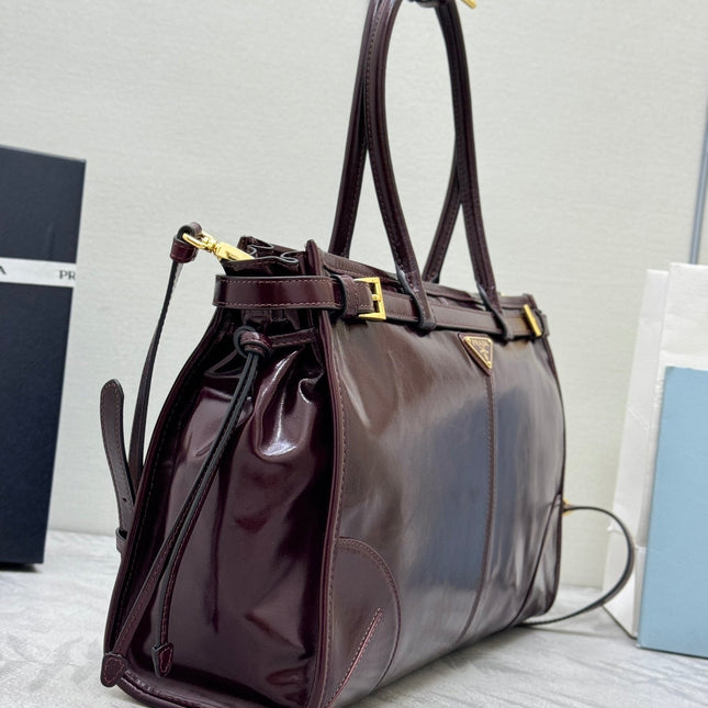 PRADA 25S BONNIE LARGE HANDBAG 38 IN BURGUNDY GLOSSY CALFSKIN GOLD HARDWRE