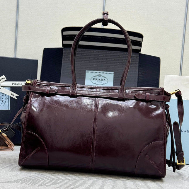 PRADA 25S BONNIE LARGE HANDBAG 38 IN BURGUNDY GLOSSY CALFSKIN GOLD HARDWRE