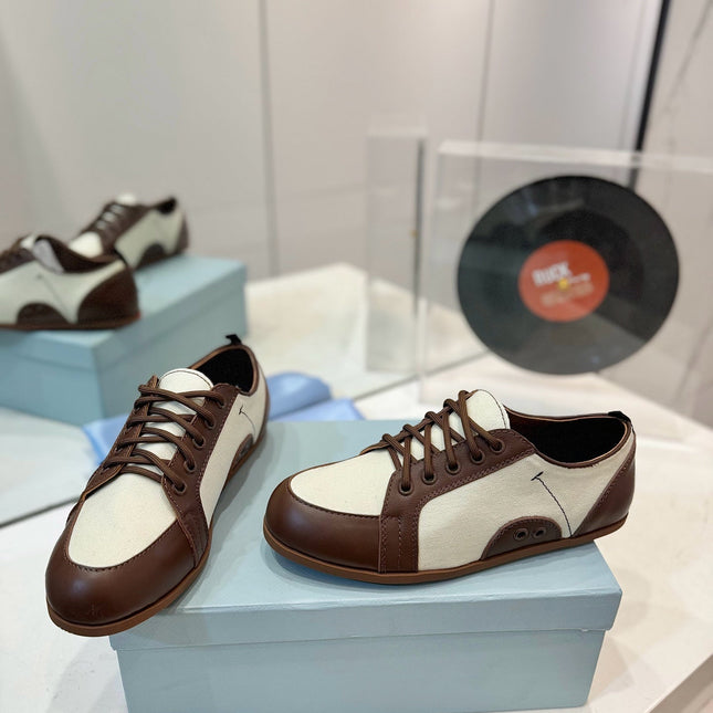 SNEAKERS IN BROWN LAMBSKIN AND WHITE CANVAS