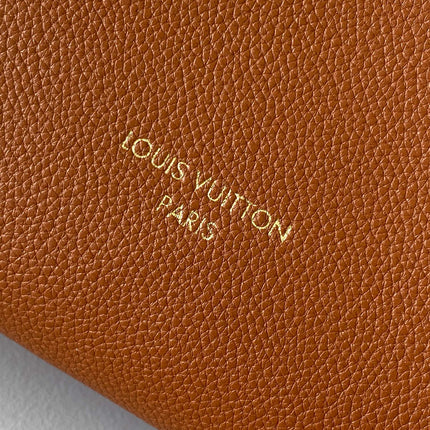 LV 25S LOW KEY HOBO BAG 35 CM IN BURNT ORANGE CALFSKIN
