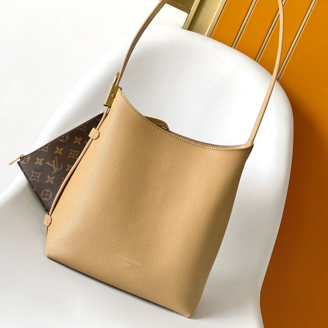 LV 25S LOW KEY HOBO BAG 28 CM IN BEIGE CALFSKIN