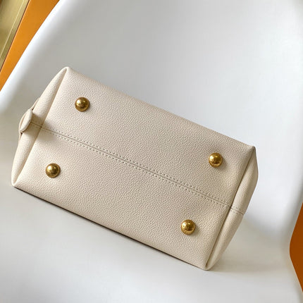 LV 25S LOW KEY HOBO BAG 28 CM IN CREAM WHITE CALFSKIN