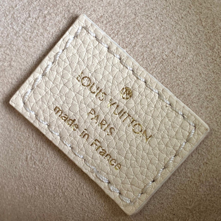 LV 25S LOW KEY HOBO BAG 28 CM IN CREAM WHITE CALFSKIN