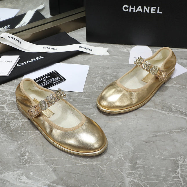 MARY JANE GOLDEN SHEEPSKIN