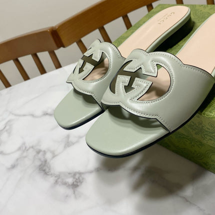 INTERLOCKING G SLIDE SANDAL IN PASTEL GREEN AND BEIGE CALFSKIN