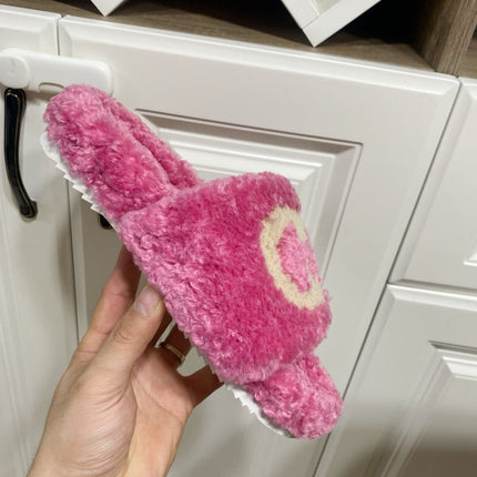 INTERLOCKING G SLIDE SANDAL IN PINK LAMB WOOL