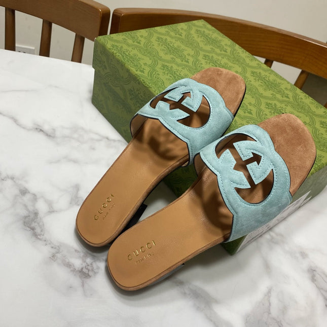 INTERLOCKING G SLIDE SANDAL IN MORNING BLUE SUEDE AND BROWN SHEEPSKIN LINING