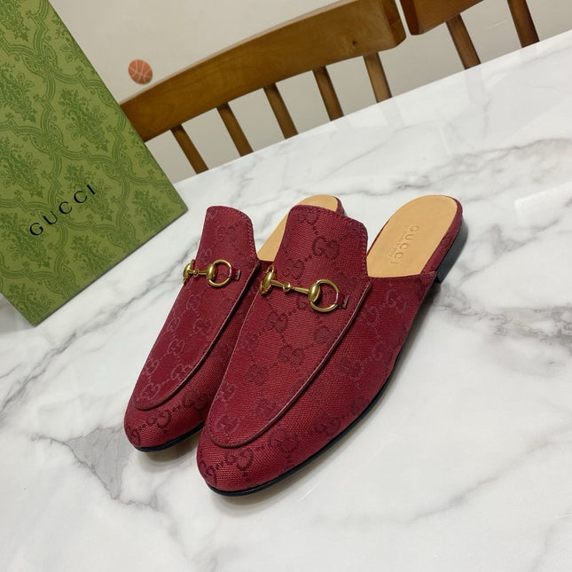 GG MULES IN RED FABRIC GOLD HARD WARE