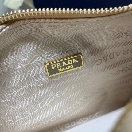 WOVEN HOBO BAG 23 IN BEIGE RAFFIA GOLD HARDWARE TRIANGLE LOGO