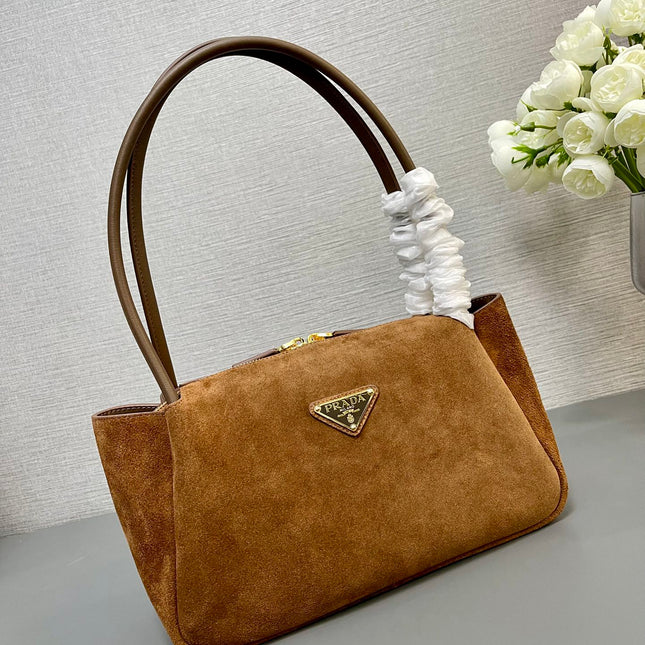 SHOULDER BAG 28 IN TAWNY BROWN SUEDE GOLD LOGO