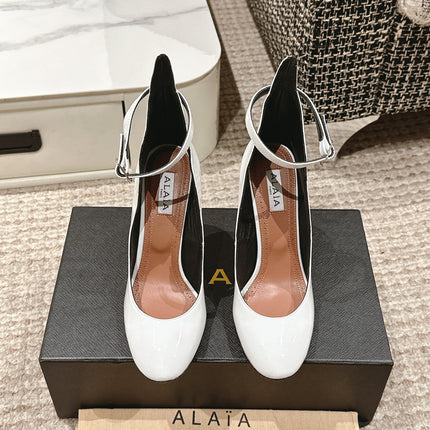 ALAIA ROUND-TOE HIGH HEELS 10 CM IN WHITE CALFSKIN
