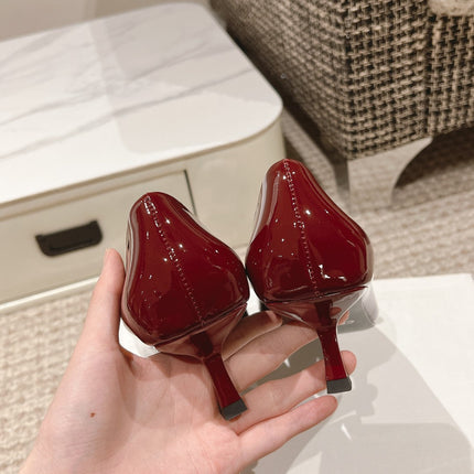 TRIOMPHE HIGH PUMP 5 CM IN RUBY RED PATENT CALFSKIN