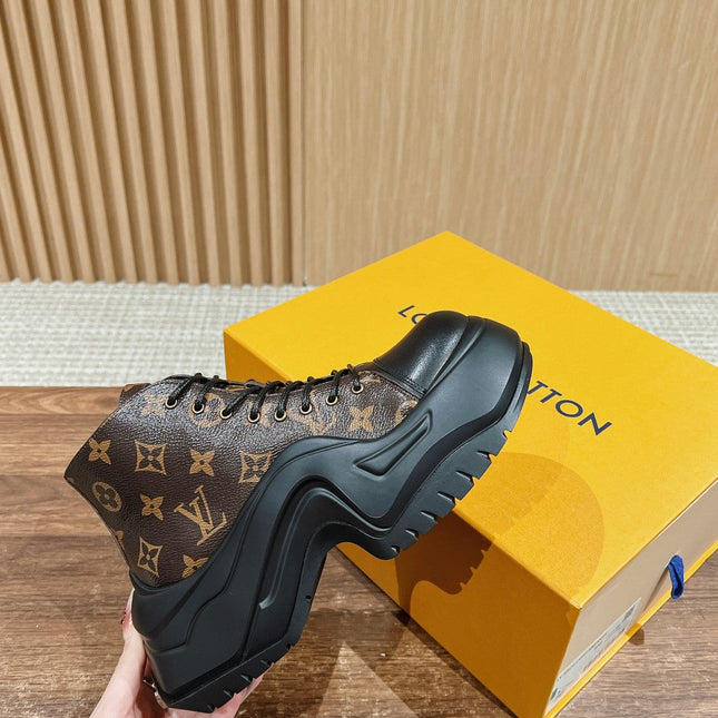 LV WOMEN CHELSEA BOOT IN BLACK MIX CHOCOLATE BROWN MONOGRAM CALFSKIN