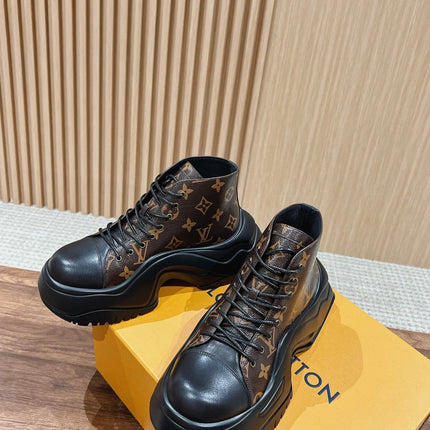 LV WOMEN CHELSEA BOOT IN BLACK MIX CHOCOLATE BROWN MONOGRAM CALFSKIN