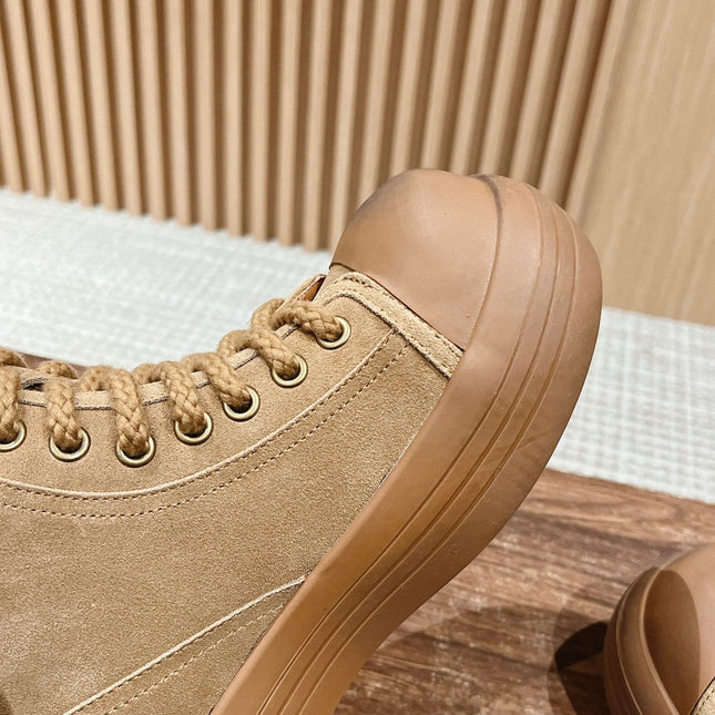 ANKLE BOOTS IN PEANUT BROWN SUEDE AND CALFSKIN