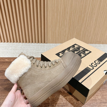 ANKLE BOOTS IN DESERT BROWN SUEDE AND CALFSKIN