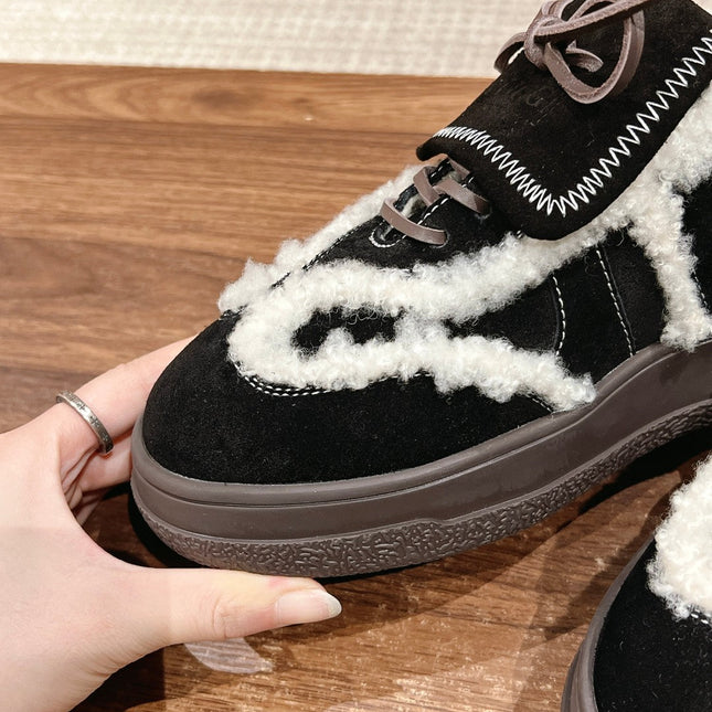 PLATFORM SNEAKER IN BLACK SUEDE AND FLEECE LINING