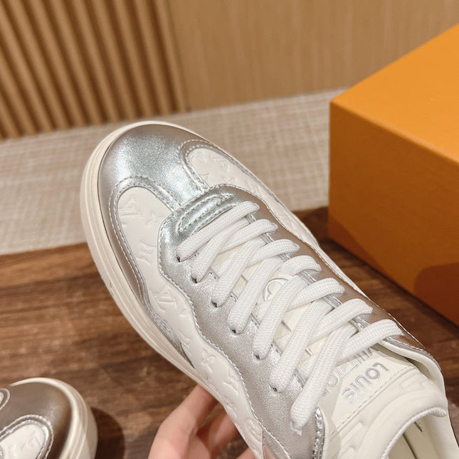 LV TRAINER SNEAKER IN SILVER MIX WHITE EMBOSSED CALFSKIN