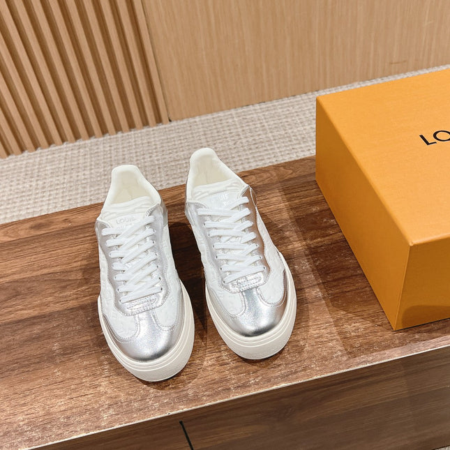 LV TRAINER SNEAKER IN SILVER MIX WHITE EMBOSSED CALFSKIN