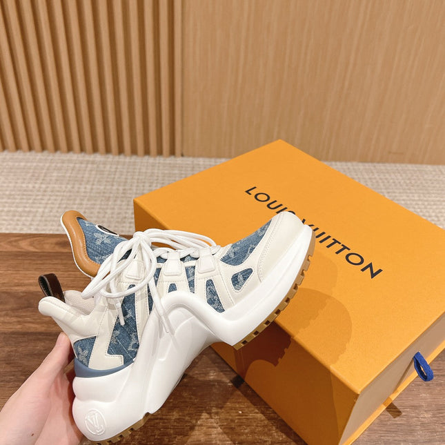 LV ARCHLIGHT SNEAKER IN WHITE CALFSKIN AND LIGHT BLUE MONOGRAM DENIM