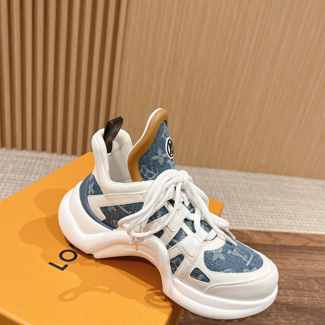 LV ARCHLIGHT SNEAKER IN WHITE CALFSKIN AND LIGHT BLUE MONOGRAM DENIM