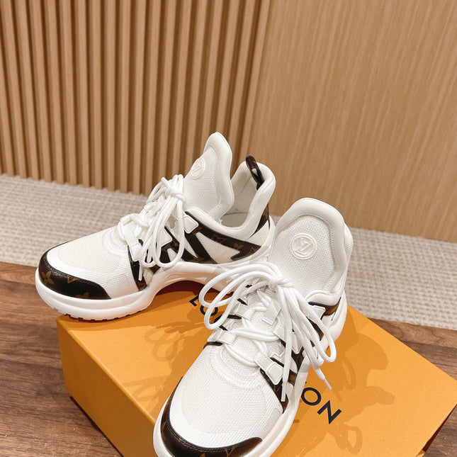 LV ARCHLIGHT SNEAKER IN WHITE CANVAS AND CHOCOLATE BROWN MONOGRAM CALFSKIN