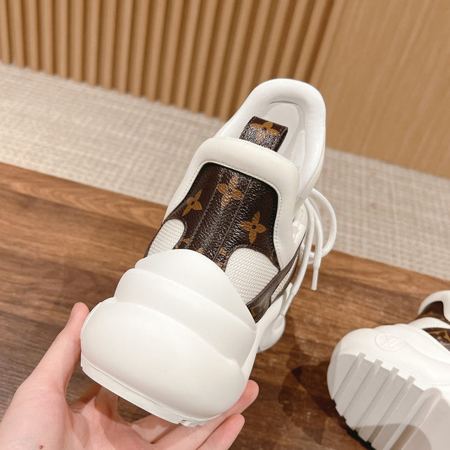 LV ARCHLIGHT SNEAKER IN WHITE CANVAS AND CHOCOLATE BROWN MONOGRAM CALFSKIN