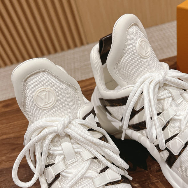 LV ARCHLIGHT SNEAKER IN WHITE CANVAS AND CHOCOLATE BROWN MONOGRAM CALFSKIN