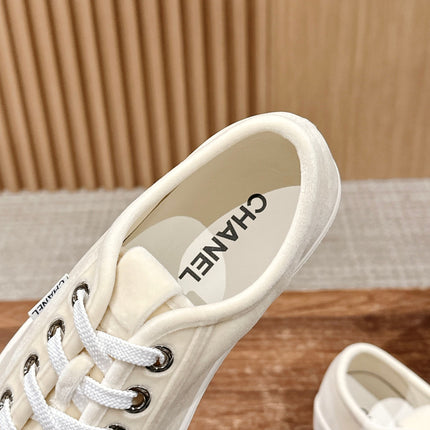 CONVERSE SNEAKER IN BEIGE CREAM CANVAS