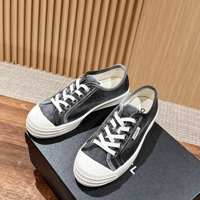 CONVERSE SNEAKER IN CHARCOAL BLACK VELVET