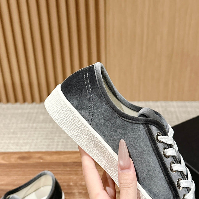 CONVERSE SNEAKER IN CHARCOAL BLACK VELVET