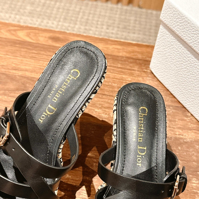 ATTITUDE WEDGE SLIDE 90MM IN BLACK ADJUSTABLE STRAPS CALFSKIN CANVAS SOLE