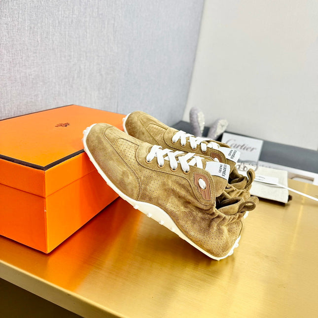 SKATEBOARD SHOES LIGHT BROWN SUEDE