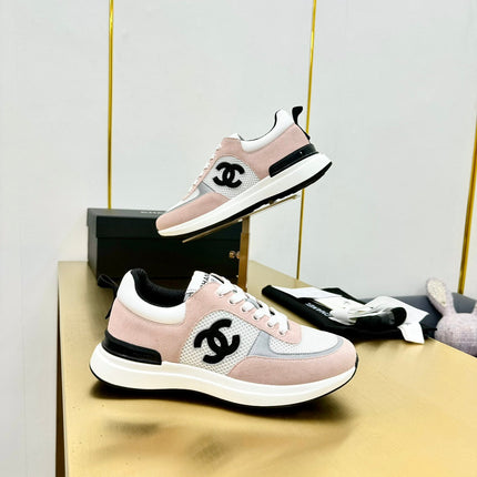 CLASSIC TRAINER IN LIGHT PINK MERCERIZED VELVET