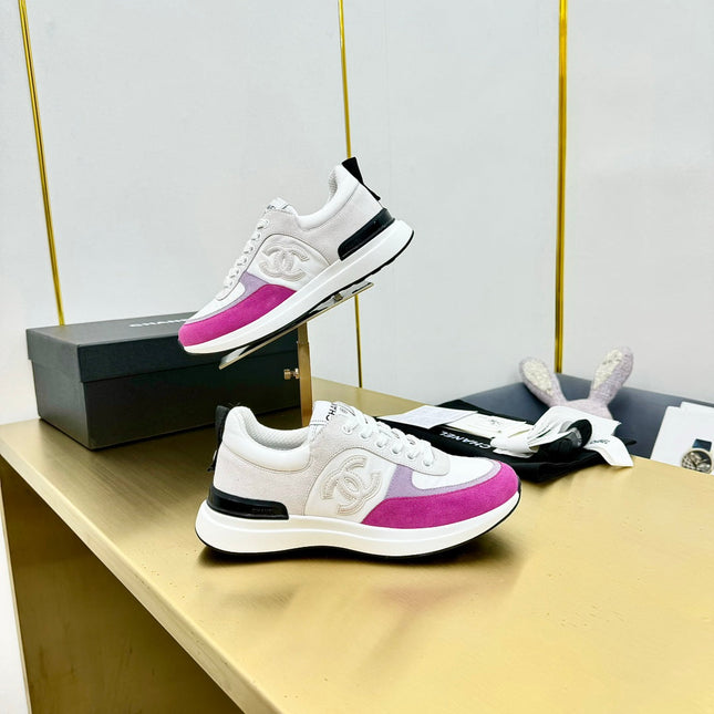 CLASSIC TRAINER IN GREY MIX BRIGHT PINK MERCERIZED VELVET