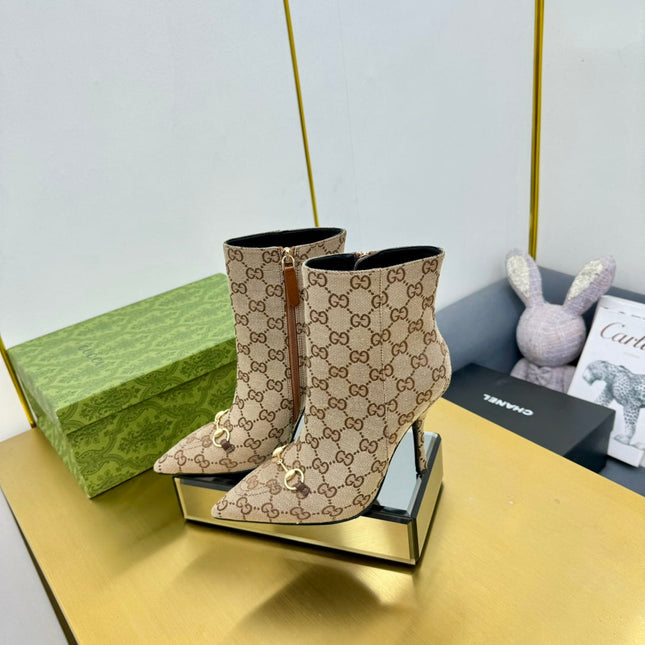 GG HORSEBIT ANKLE BOOT IN TAN BEIGE MONOGRAM CANVAS