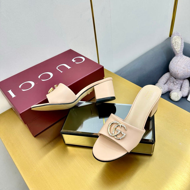 GG HIGH HEELS IN LIGHT BEIGE CALFSKIN GOLD-TONE HARDWARE WITH RHINESTONES