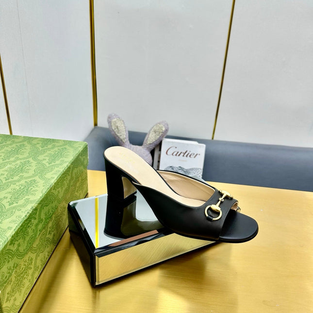 GG HIGH HEELS 55 IN BLACK CALFSKIN WITH GOLD HARDWARE