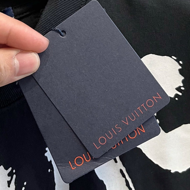 LV T-SHIRT IN BLACK COTTON 238860
