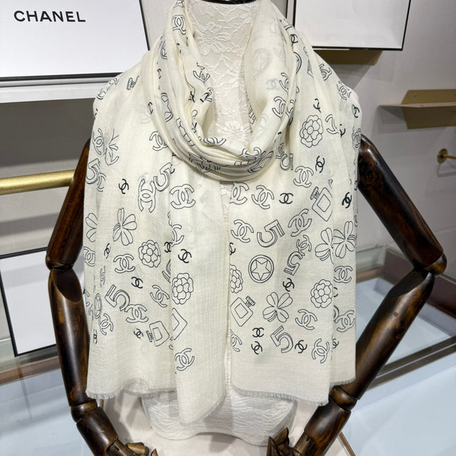 CHANEL 25S SCARF 200 IN CASHMERE 706596