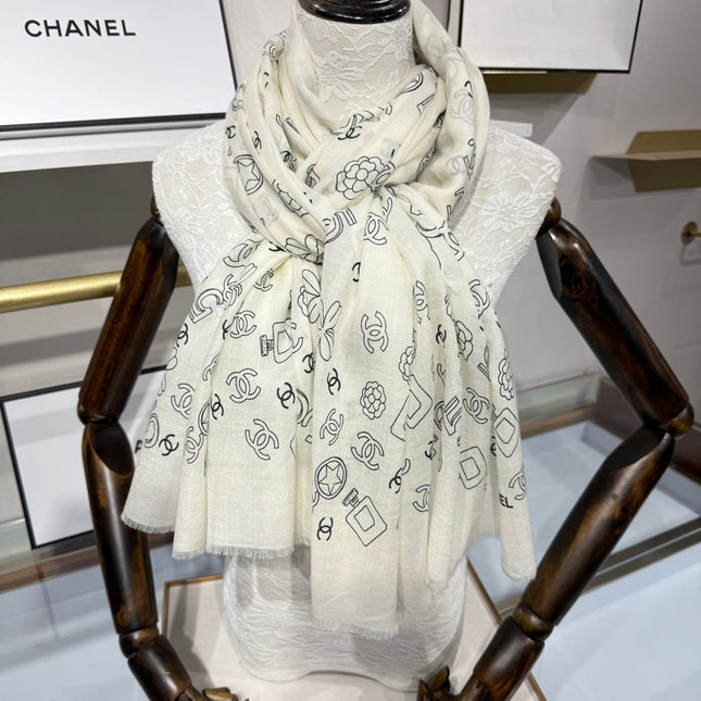 CHANEL 25S SCARF 200 IN CASHMERE 706596