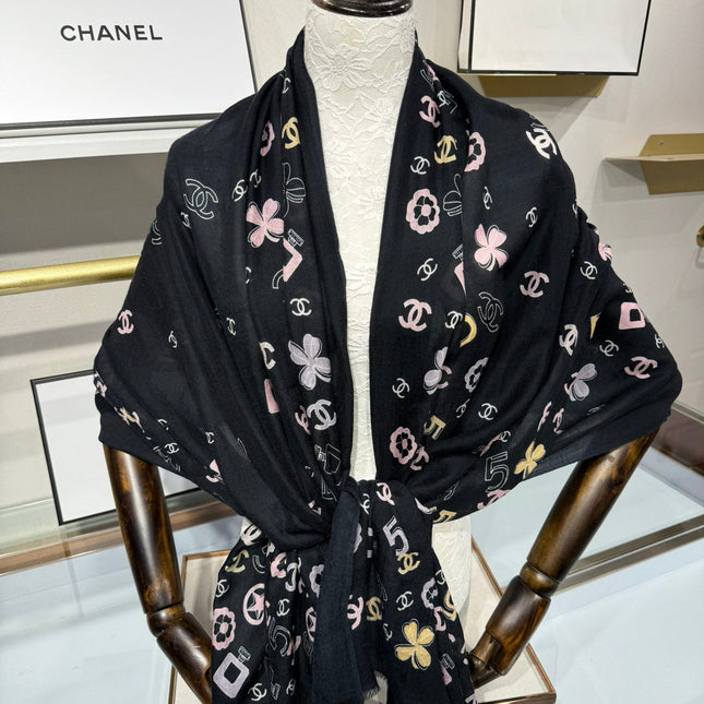 CHANEL 25S SCARF 200 IN CASHMERE 706597