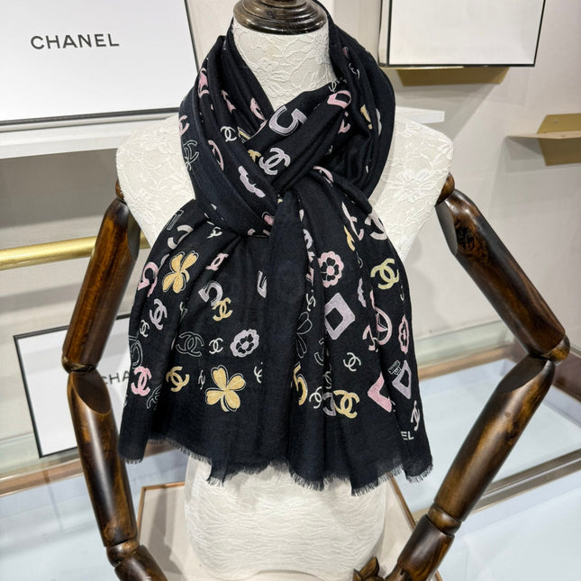 CHANEL 25S SCARF 200 IN CASHMERE 706597
